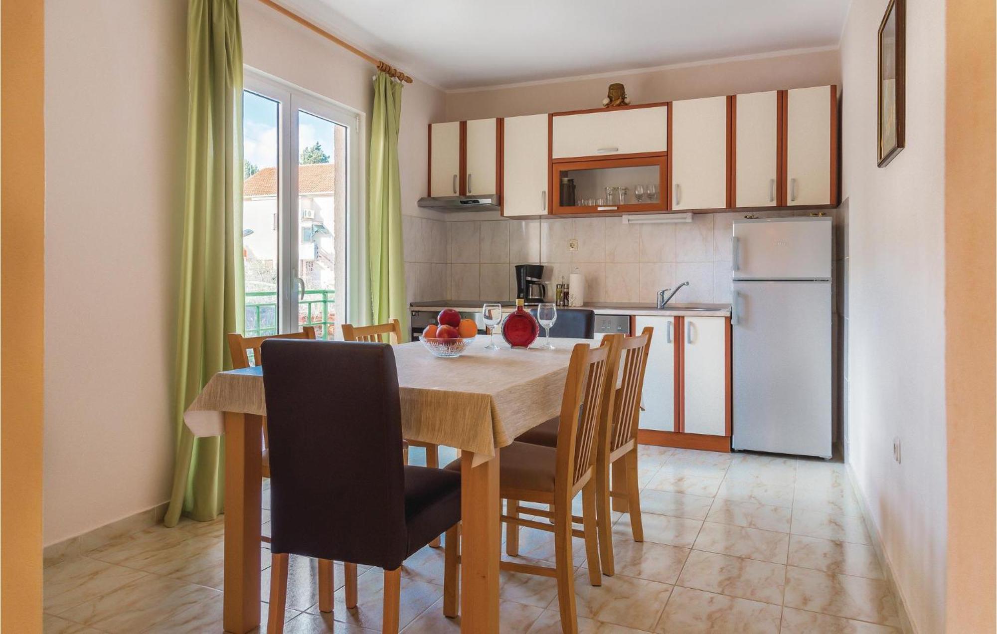 Beautiful Apartment In Raslina With Wifi Eksteriør bilde