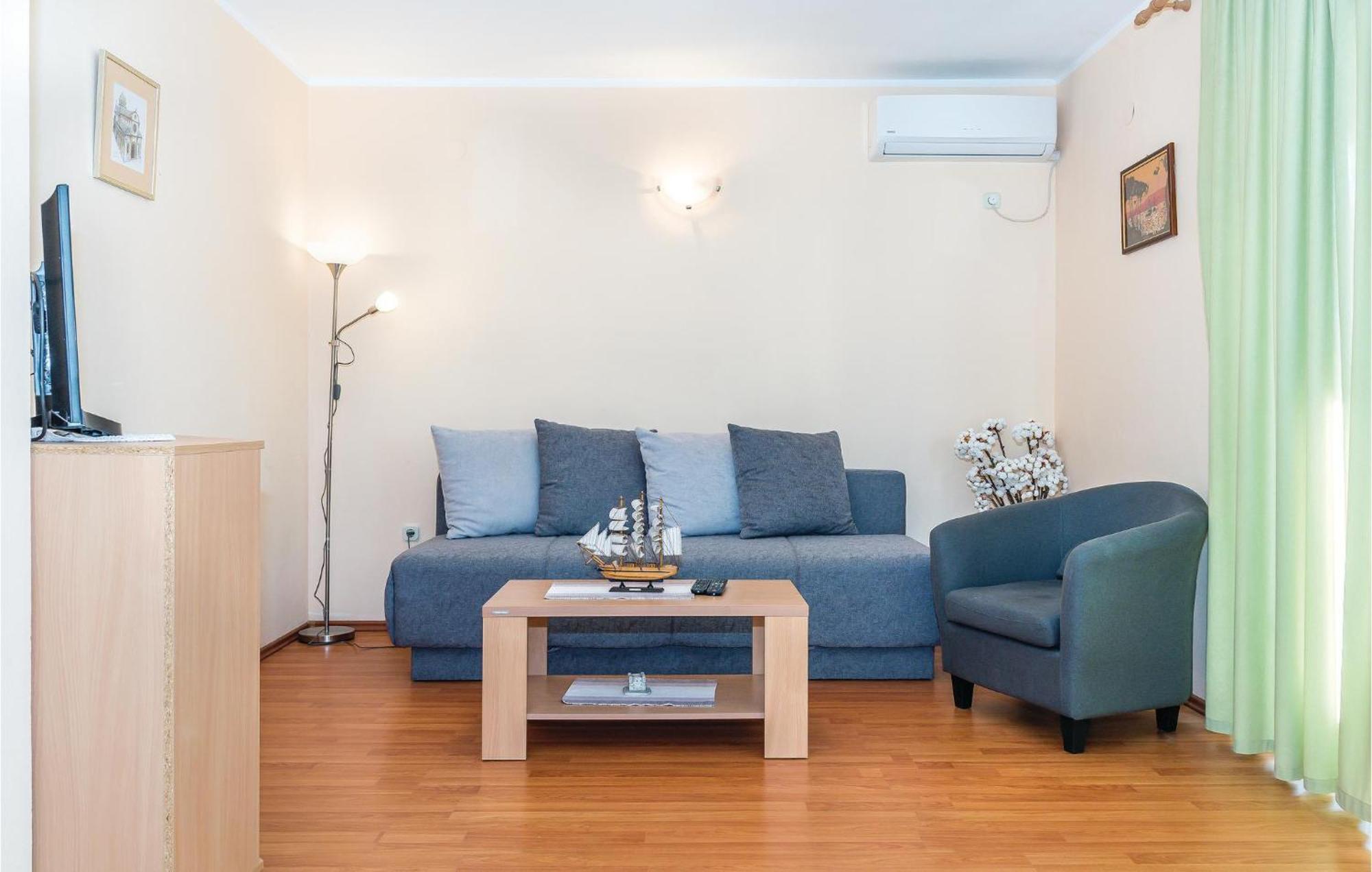 Beautiful Apartment In Raslina With Wifi Eksteriør bilde