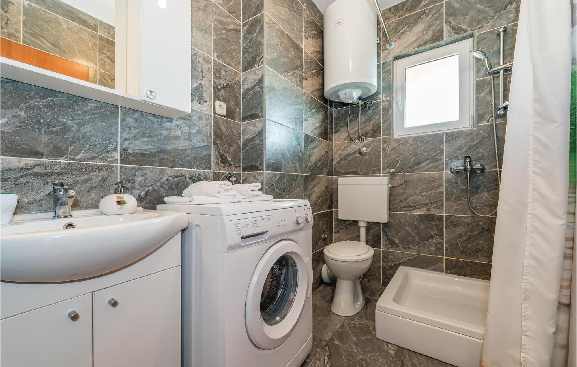 Beautiful Apartment In Raslina With Wifi Eksteriør bilde