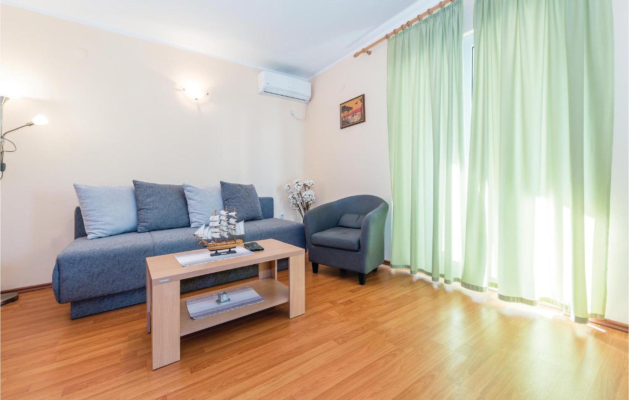 Beautiful Apartment In Raslina With Wifi Eksteriør bilde
